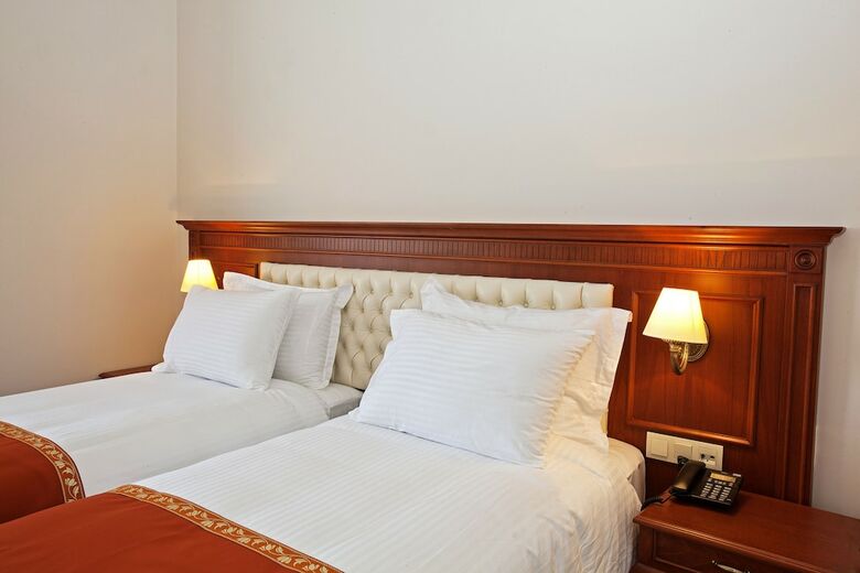 Hotel Aren Suites