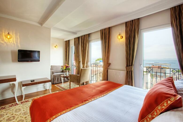Hotel Aren Suites