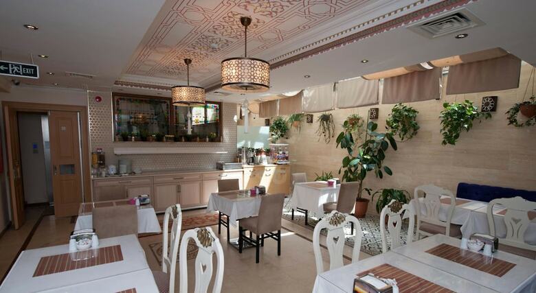 Sultans Royal Hotel