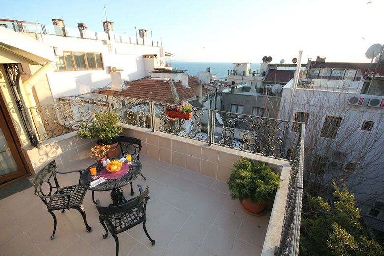 Sultans Royal Hotel