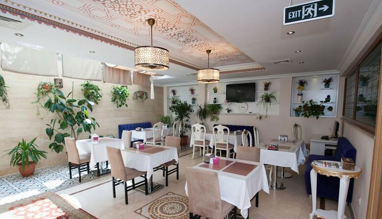 Sultans Royal Hotel