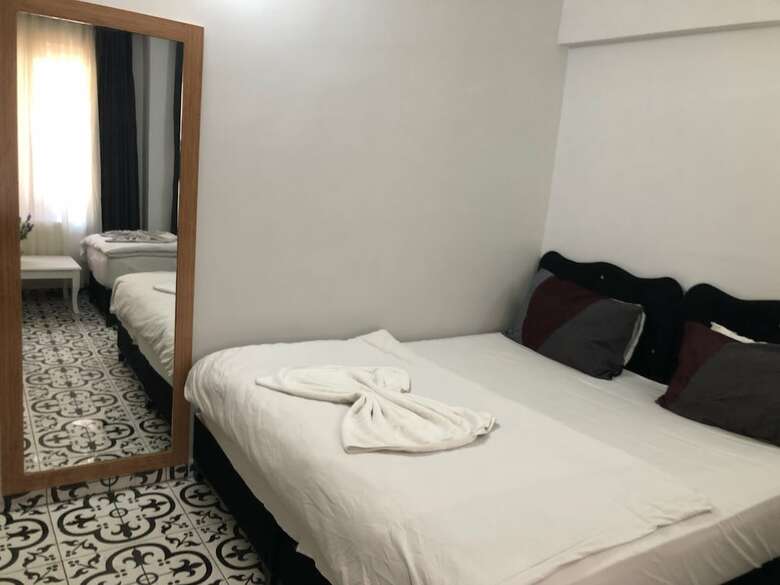 Reydel Hotel