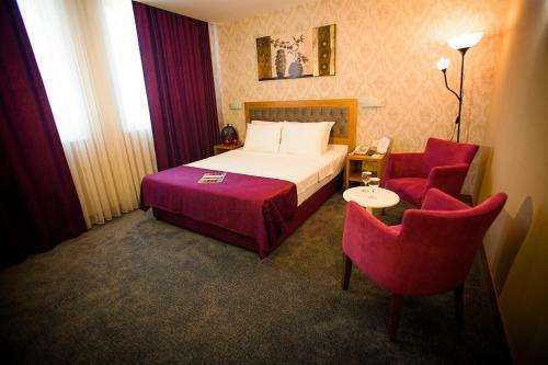 Helikon Business Hotel