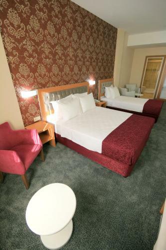 Helikon Business Hotel