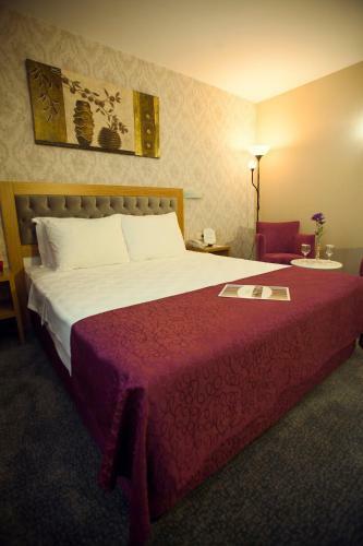 Helikon Business Hotel
