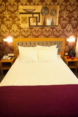 Helikon Business Hotel