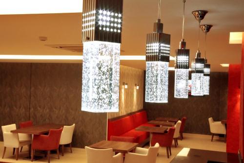 Helikon Business Hotel