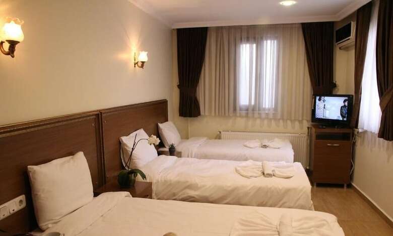 Hotel Real Life