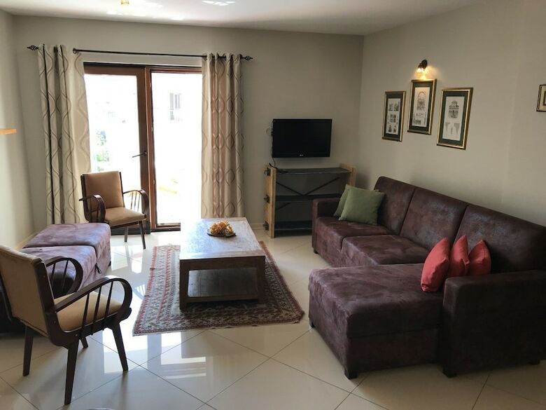 Bed & Breakfast 8 Pansiyon