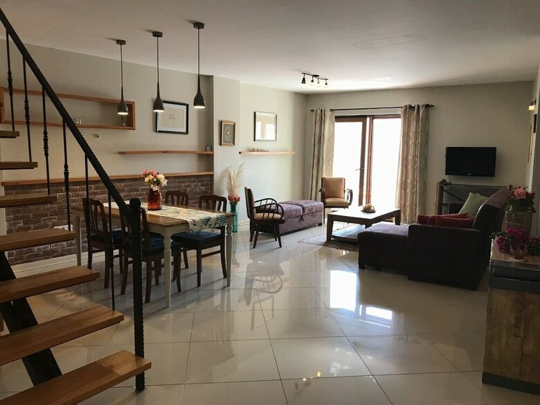 Bed & Breakfast 8 Pansiyon