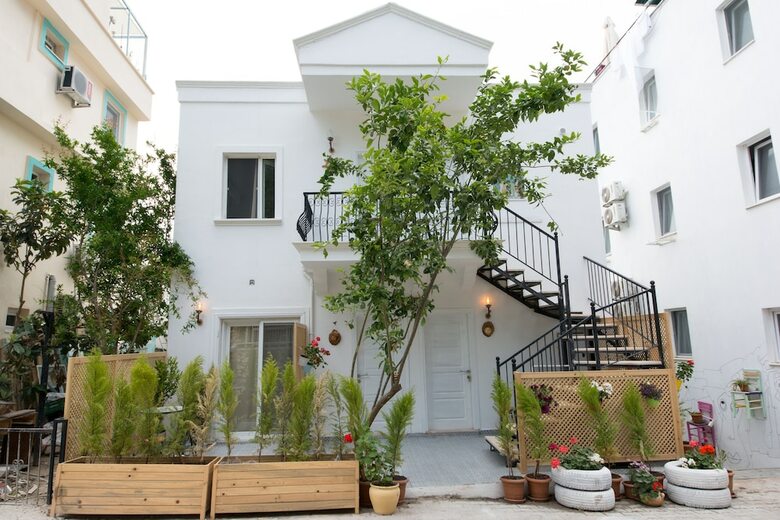 Bed & Breakfast 8 Pansiyon