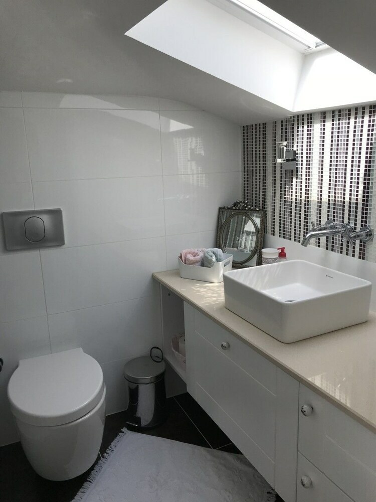 Bed & Breakfast 8 Pansiyon