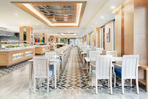 Ramada Hotel & Suites Kusadasi