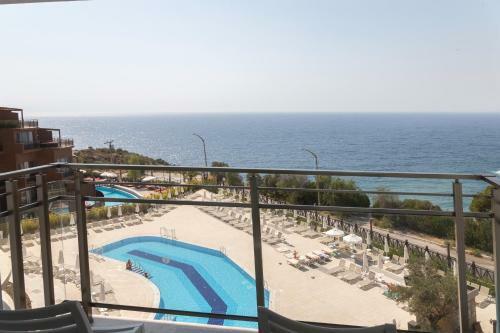 Ramada Hotel & Suites Kusadasi