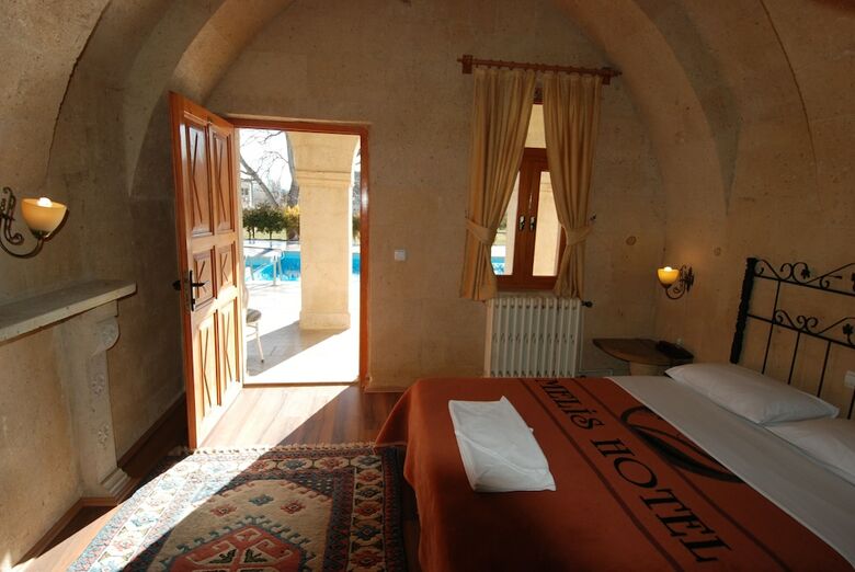 Melis Cave Hotel