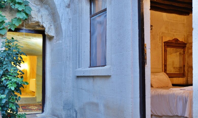 Hotel Antik Cave House
