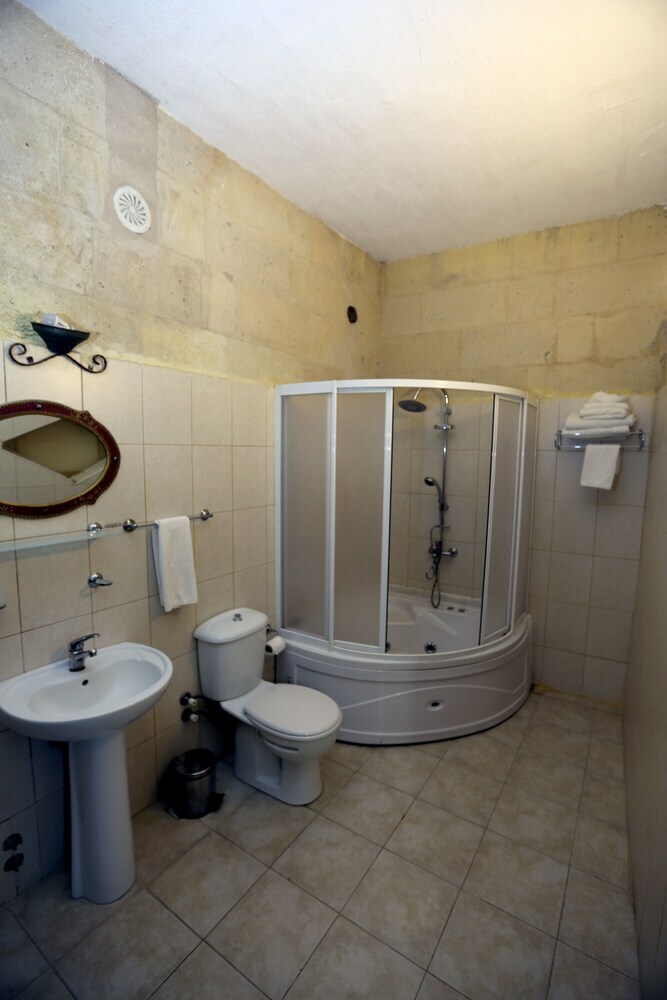 Hotel Antik Cave House