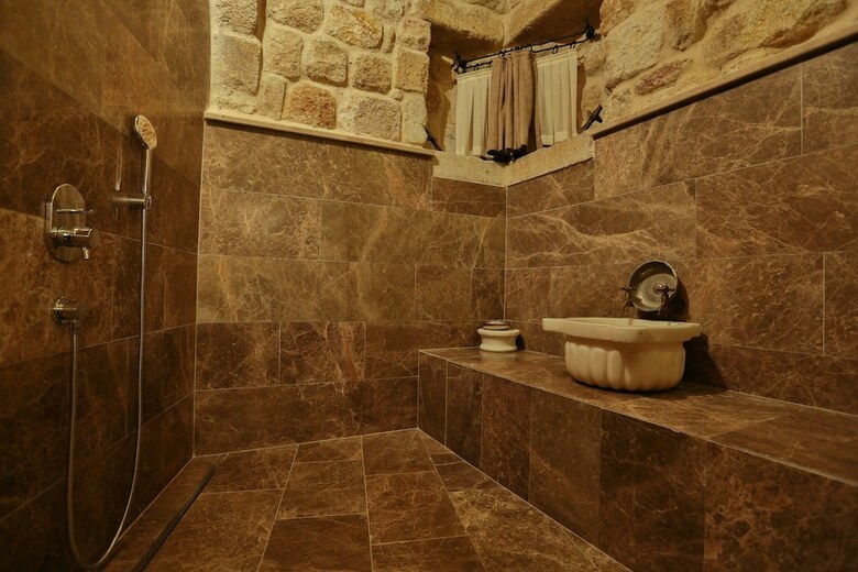 Hotel Acropolis Cave Suite