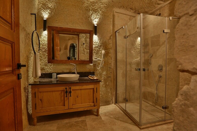 Hotel Acropolis Cave Suite