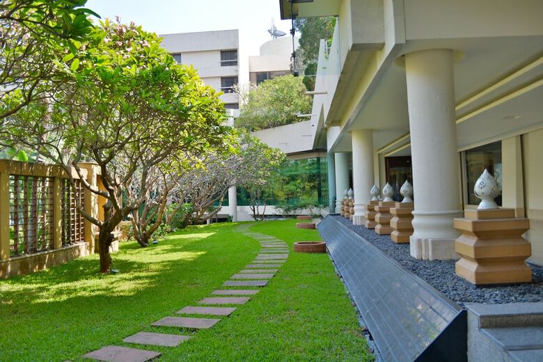 Rama Gardens Hotel Bangkok