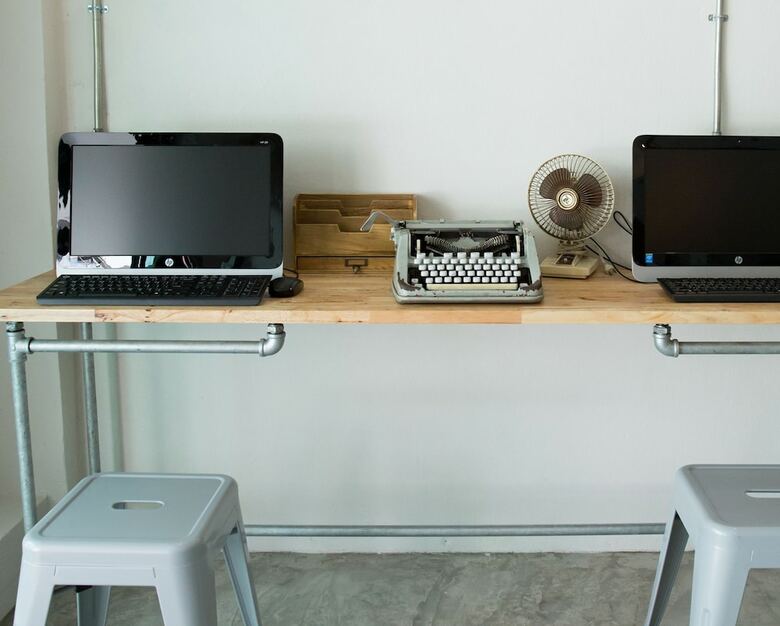 Analog Hostel
