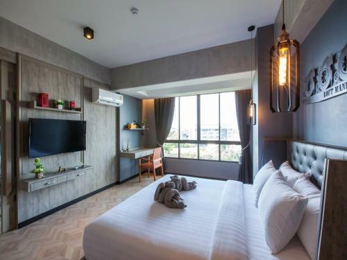 Loft Mania Boutique Hotel