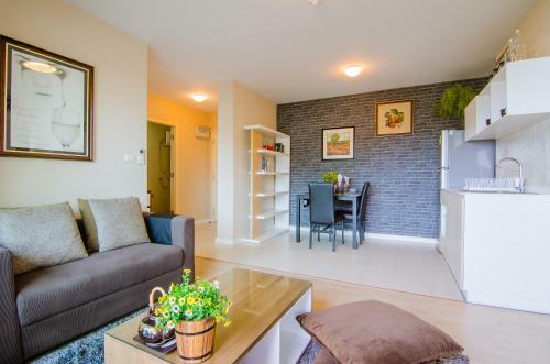 Apartamento Baan Peang Ploen