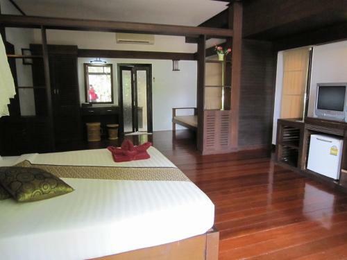 Hotel Phitharom Pp Resort