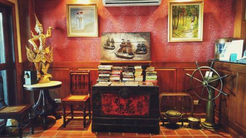 Hotel Jomtien Boathouse