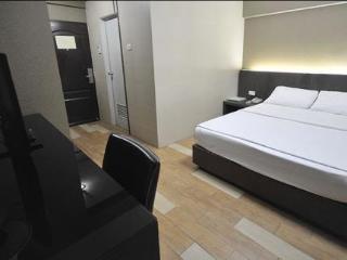 Watana Hotel Bangkok