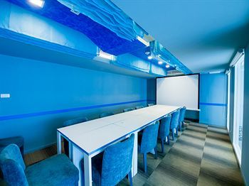 Myhotel Cmyk @ratchada
