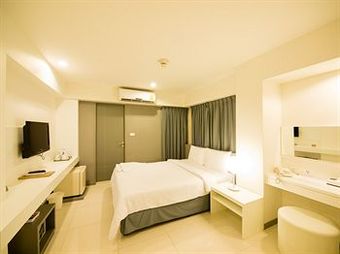 Myhotel Cmyk @ratchada