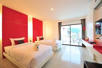 Alfresco Phuket Hotel