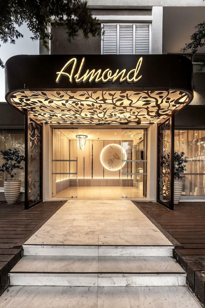 Hotel Almond Business Suites