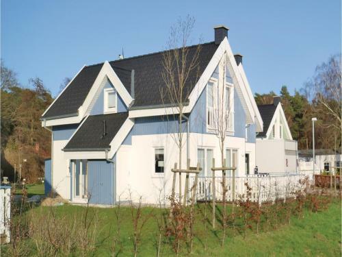 Two-bedroom Holiday Home In Breege/juliusruh