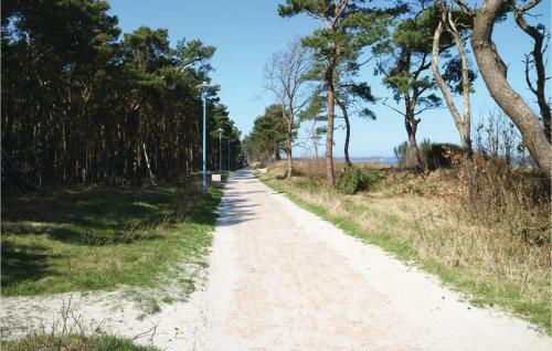 Two-bedroom Holiday Home In Breege/juliusruh