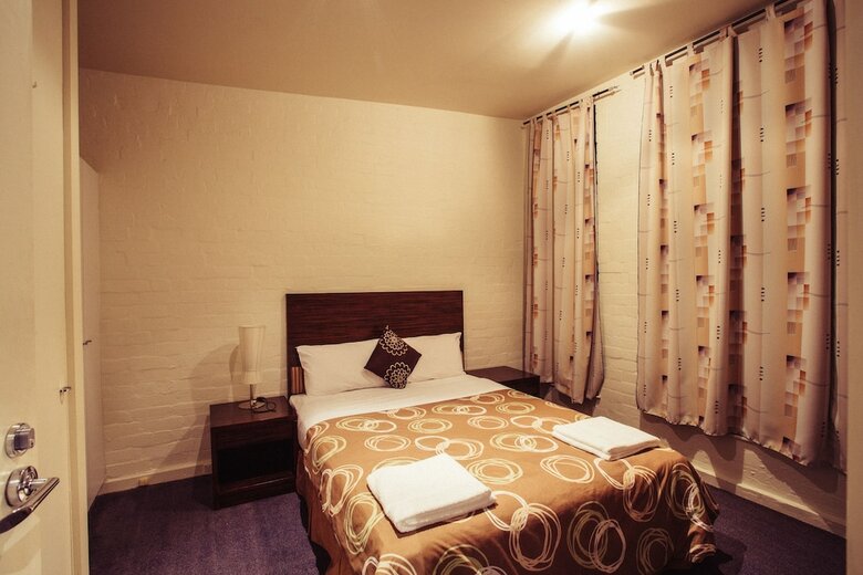 Aparthotel Yti Garden Hotel