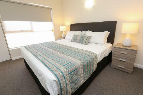 Seven Pines Motor Inn