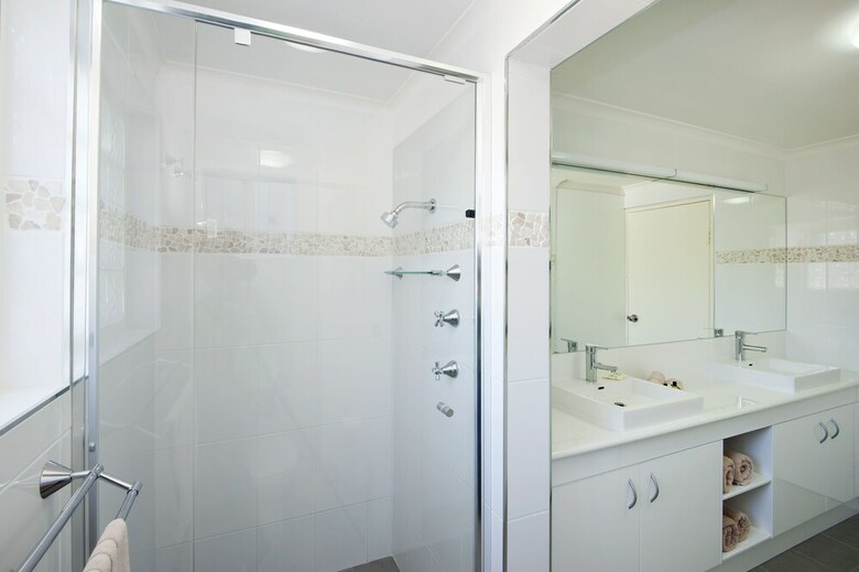 Aparthotel Mollymook Cove Apartments