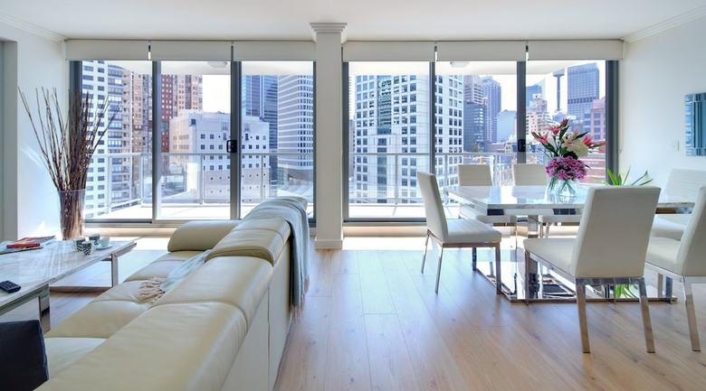Aparthotel Zara Tower ? Luxury Suites And Apartments