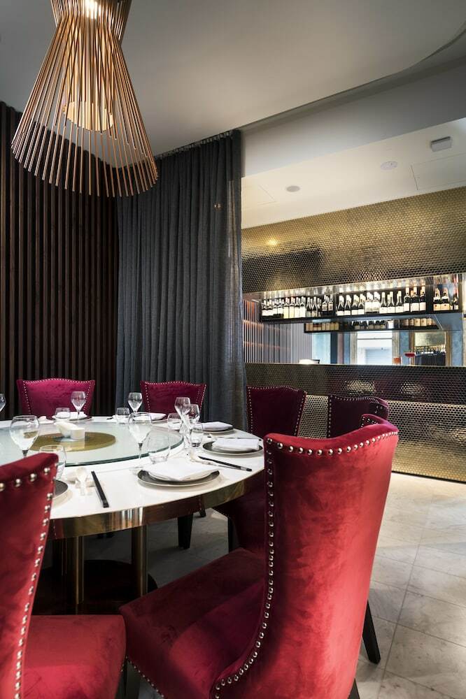 The Melbourne Hotel