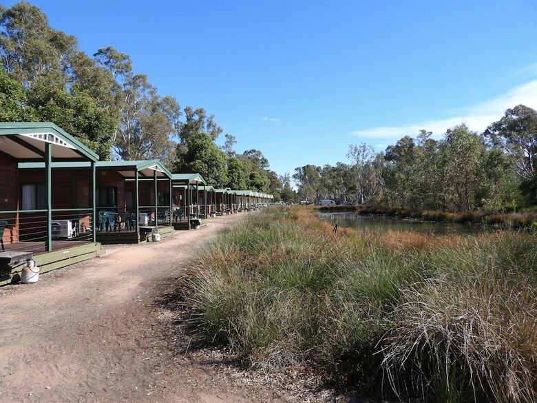 Victoria Lake Holiday Park
