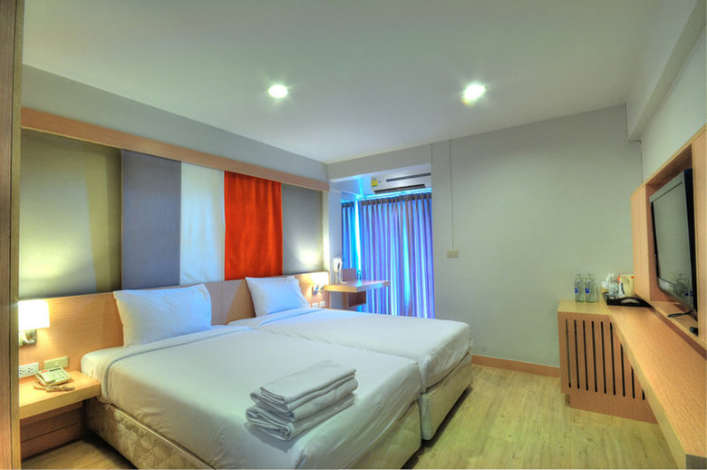 Bs Premier Airport Hotel