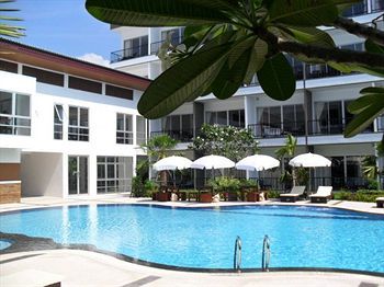 Bs Premier Airport Hotel