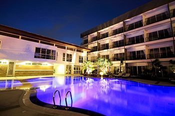 Bs Premier Airport Hotel