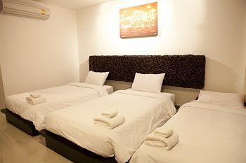 Bs Premier Airport Hotel