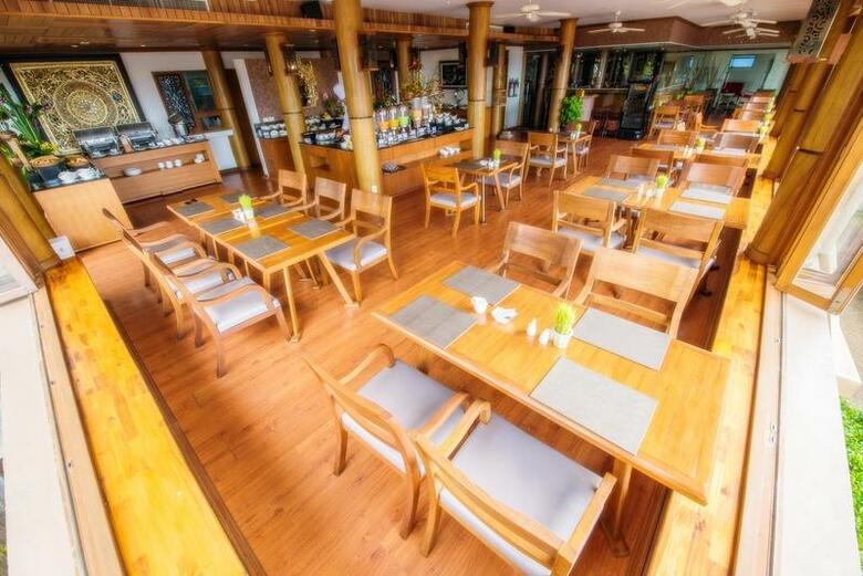 Hotel Karon Phunaka Resort & Spa