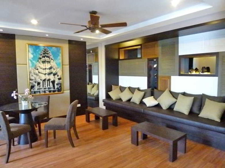 Hotel Sinsuvarn Airport Suite