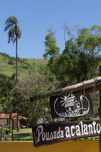 Hostal Acalanto Inn