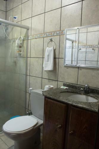 Hostal Porto Suites Pousada